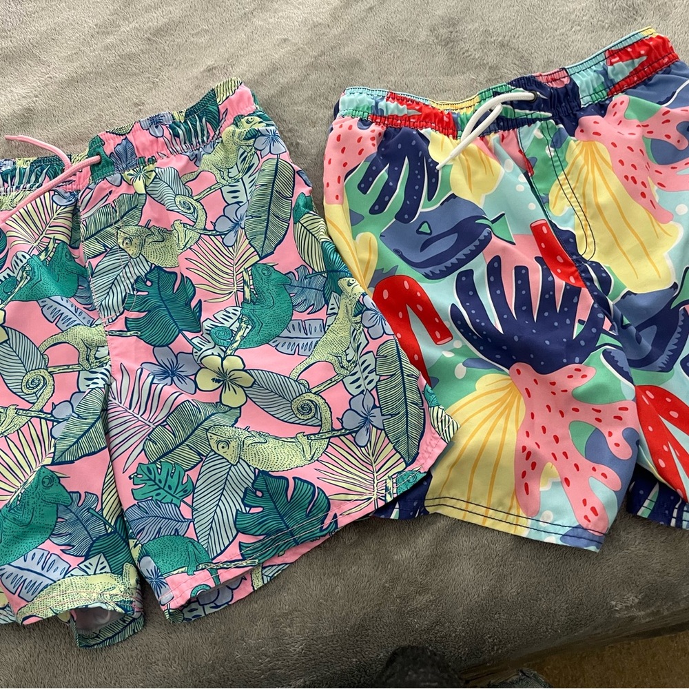 Excellent Condition Carter’s Boys Size 14 Tropical Print Swim Shorts